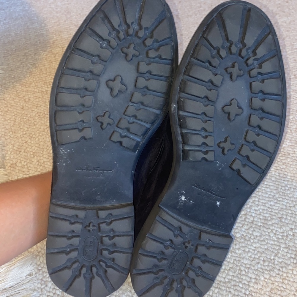 Shoes - Picture 4 of 4